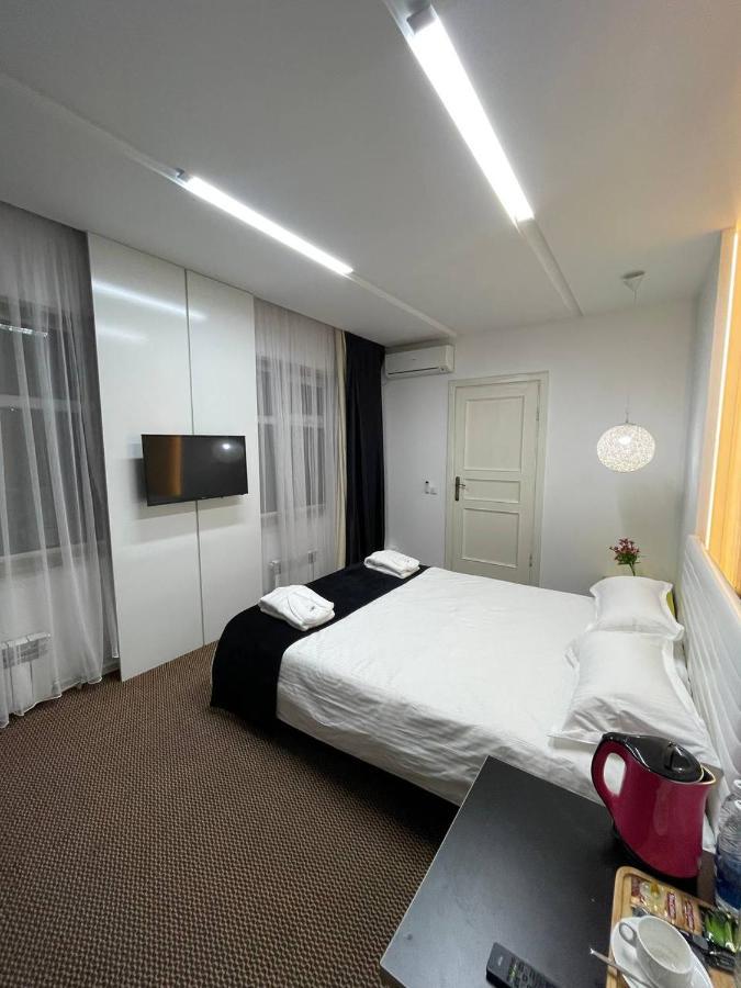 Io Boutique Hotel Bishkek Бишкек Экстерьер фото