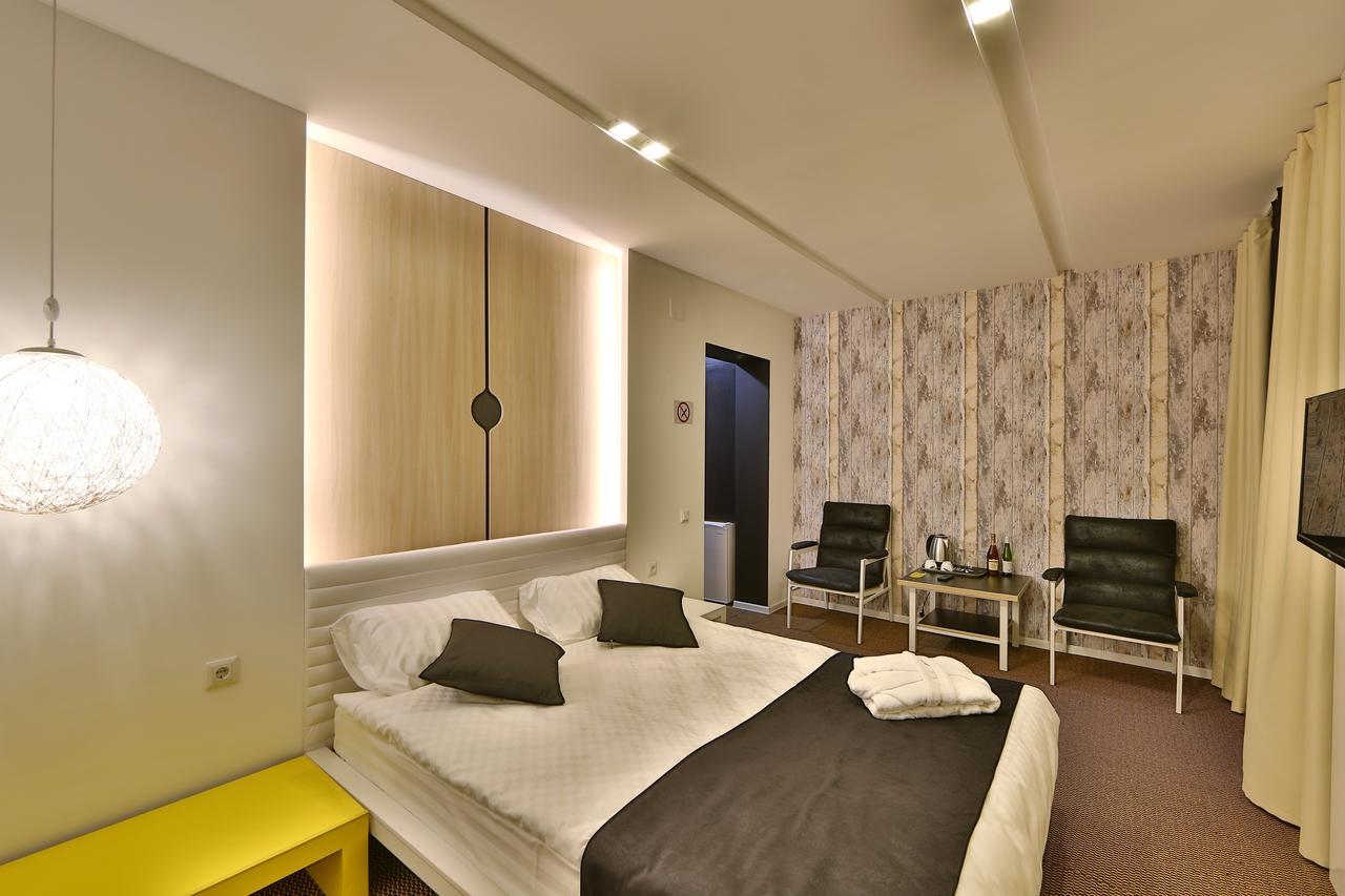 Io Boutique Hotel Bishkek Бишкек Экстерьер фото